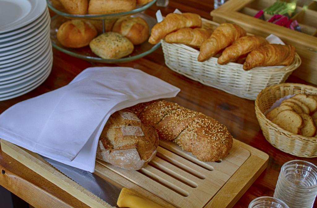 Hotel & Restaurant Hofmatt Münchenstein Eksteriør billede